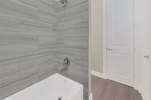 6200 W Tidwell Rd, Houston, TX 77092 - Photo 7