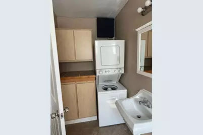 1225 W 25th Street #9, Houston, TX 77008 - Photo 5