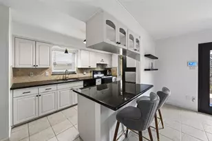 6401 Olympia Dr, Houston, TX 77057 - Photo 19