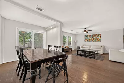 202 N Vesper Bend Circle, The Woodlands, TX 77382 - Photo 11