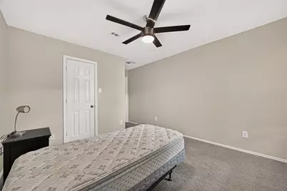 202 N Vesper Bend Circle, The Woodlands, TX 77382 - Photo 33