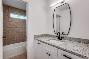 12721 Plummersville St, Houston, TX 77072 - Photo 21