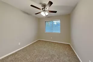 3701 Oak Crossing Dr, Pearland, TX 77581 - Photo 13
