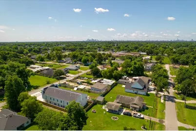 8323 Observatory Street #A/B, Houston, TX 77088 - Photo 37