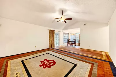 13310 T C Jester Boulevard, Houston, TX 77038 - Photo 9