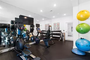 6804 Westview Dr, Houston, TX 77055 - Photo 37