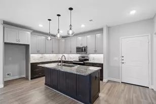 6804 Westview Dr, Houston, TX 77055 - Photo 13