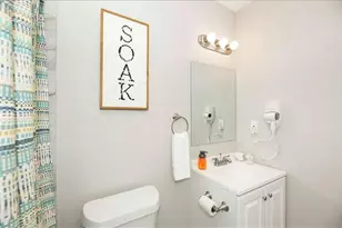 1407 E 35th St, Houston, TX 77022 - Photo 17
