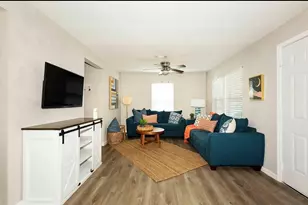 1407 E 35th St, Houston, TX 77022 - Photo 3