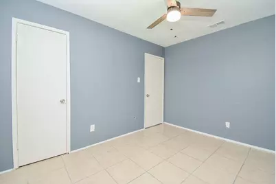 12335 Haroldson Forest Drive, Houston, TX 77044 - Photo 17