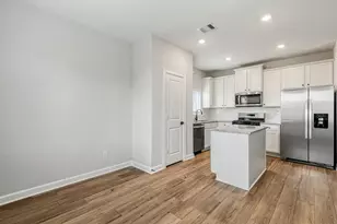 15650 Honey Cv Dr, Conroe, TX 77303 - Photo 7