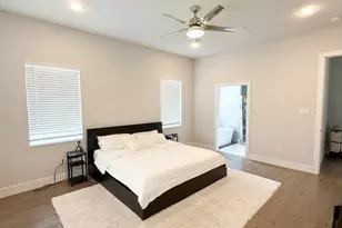 7904 N Main St, Houston, TX 77022 - Photo 7