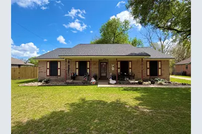 7109 Beechwood Drive, Angleton, TX 77515 - Photo 35