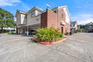 1103 Dulles, Stafford, TX 77477 - Photo 5