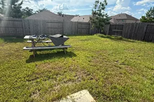 1534 San Sebastien Dr, Conroe, TX 77301 - Photo 7