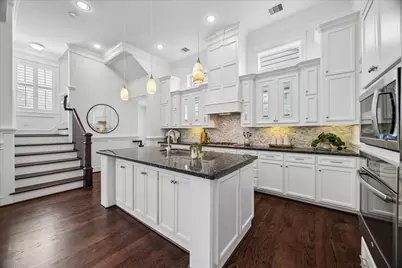 621 Rutland Street #D, Houston, TX 77007 - Photo 3