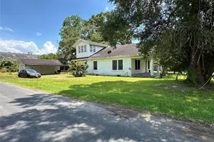 305 S 3rd St, Silsbee, TX 77656 - Photo 11