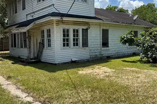 305 S 3rd St, Silsbee, TX 77656 - Photo 13