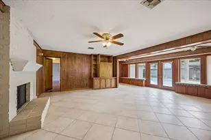 2719 Durban Dr, Houston, TX 77043 - Photo 5