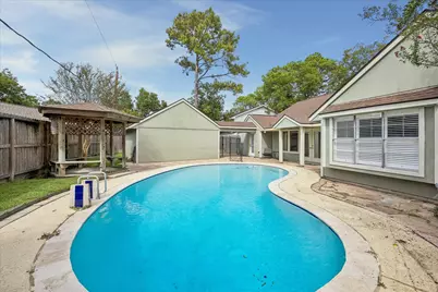 2719 Durban Drive, Houston, TX 77043 - Photo 17