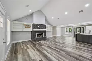 8679 Massey Lake Rd, Silsbee, TX 77656 - Photo 13