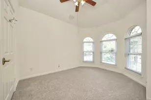 1302 Wickshire Ln, Houston, TX 77043 - Photo 35