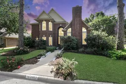 1302 Wickshire Lane, Houston, TX 77043 - Photo 1