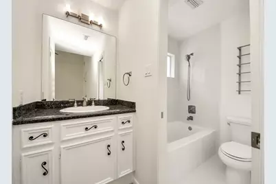 1302 Wickshire Lane, Houston, TX 77043 - Photo 33