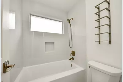 1302 Wickshire Lane, Houston, TX 77043 - Photo 33