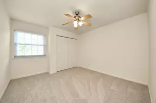 1302 Wickshire Ln, Houston, TX 77043 - Photo 31