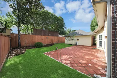 1302 Wickshire Lane, Houston, TX 77043 - Photo 7