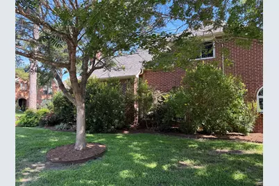 1302 Wickshire Lane, Houston, TX 77043 - Photo 3