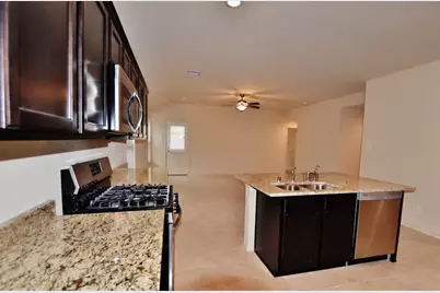 23614 Shortleaf Pine Drive, Tomball, TX 77375 - Photo 9