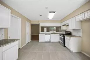 3207 Rimrock Dr, Missouri City, TX 77459 - Photo 9