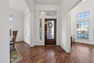 27 Sovereign Way, Conroe, TX 77384 - Photo 3