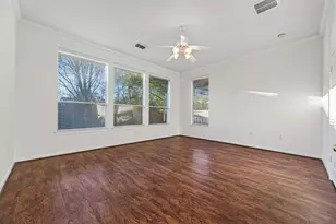 27 Sovereign Way, Conroe, TX 77384 - Photo 17