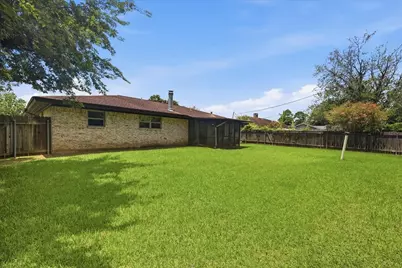3210 Lancelot, Orange, TX 77630 - Photo 23