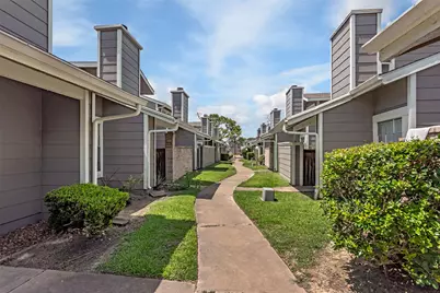 6345 Cattails Lane, Houston, TX 77035 - Photo 33
