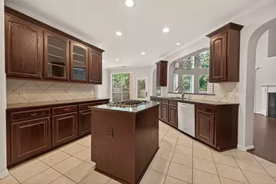 8110 Clearwater Crossing, Humble, TX 77396 - Photo 17