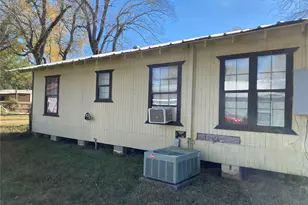 603 Hospital St, Tomball, TX 77375 - Photo 5