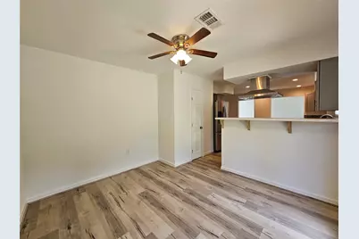 5119 Bayou Drive, Dickinson, TX 77539 - Photo 9