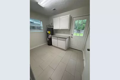 2318 Aprilmont Drive, Sugar Land, TX 77498 - Photo 13