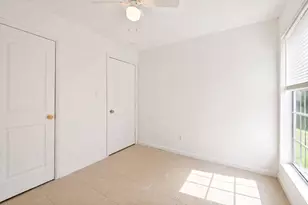 10930 W Bellfort Ave, Houston, TX 77099 - Photo 27