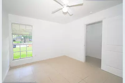 10930 W Bellfort Avenue, Houston, TX 77099 - Photo 23