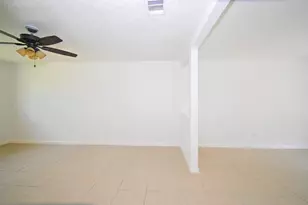10930 W Bellfort Ave, Houston, TX 77099 - Photo 17