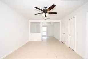 10930 W Bellfort Ave, Houston, TX 77099 - Photo 15