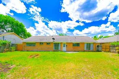 10930 W Bellfort Avenue, Houston, TX 77099 - Photo 35
