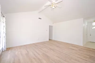 10930 W Bellfort Avenue, Houston, TX 77099 - Photo 5