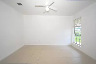 10930 W Bellfort Ave, Houston, TX 77099 - Photo 23