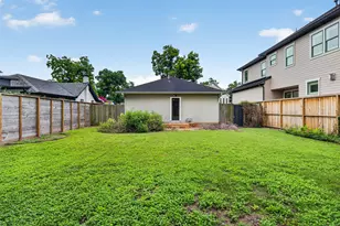 1005 E 27th St, Houston, TX 77009 - Photo 21